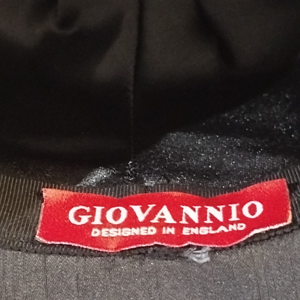 VANNI Black Women's Hat with Ribbon Detail - Picture 7 of 9